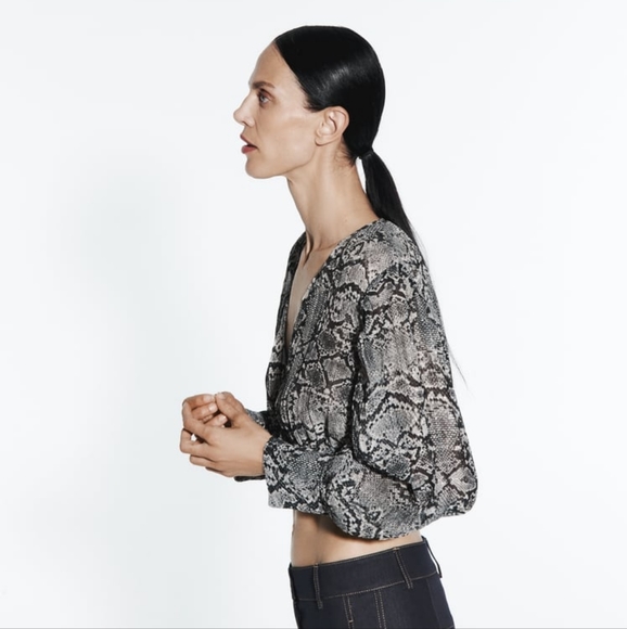 ZARA GRAY SNAKESKIN PRINT BLOUSE - Picture 6 of 13